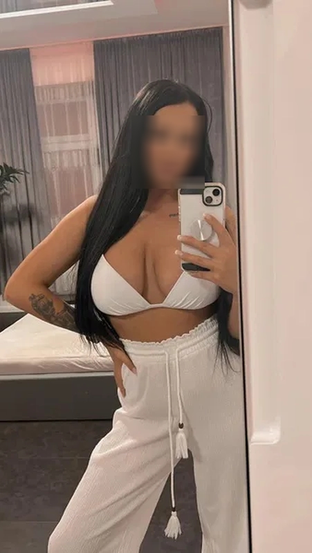 Mady Escort Klagenfurt am Wörthersee, Carinthia, Austria