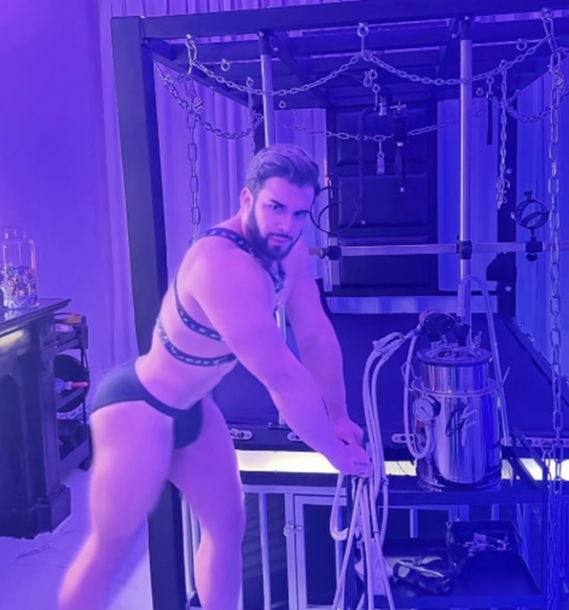 Calvin Klaus Escort Amsterdam, North Holland, The Netherlands