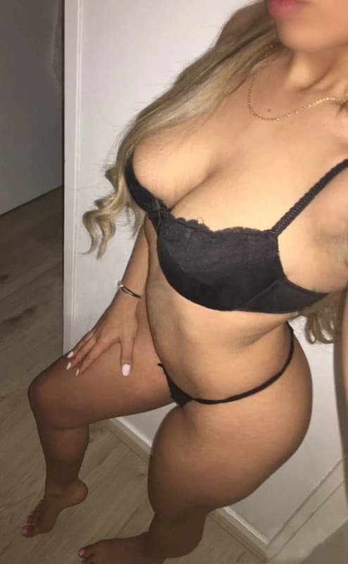 Lucy Escort Hradec Králové, Královéhradecký kraj, Czechia
