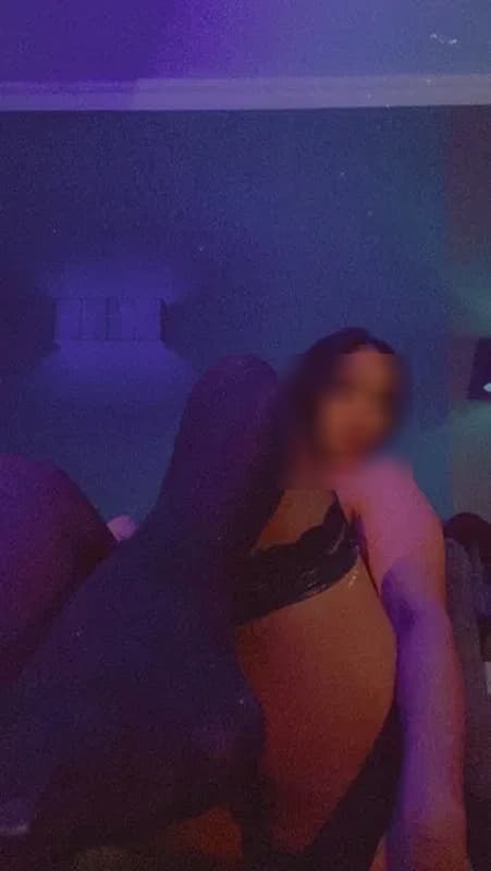 Hot Meryem Escort Frankfurt am Main, Hesse, Germany
